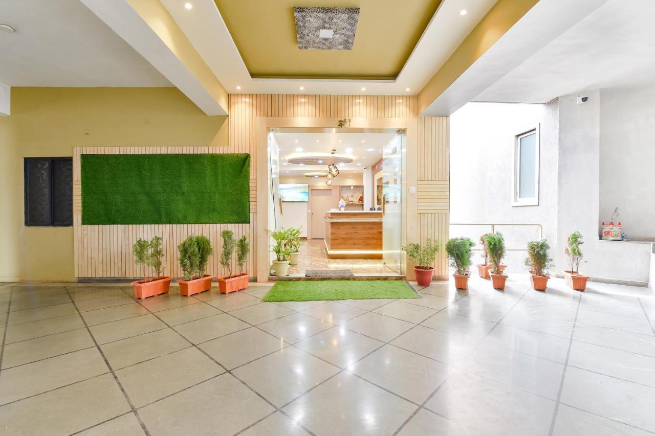 Fabhotel Symphony Grand Ahmedabad Exteriör bild